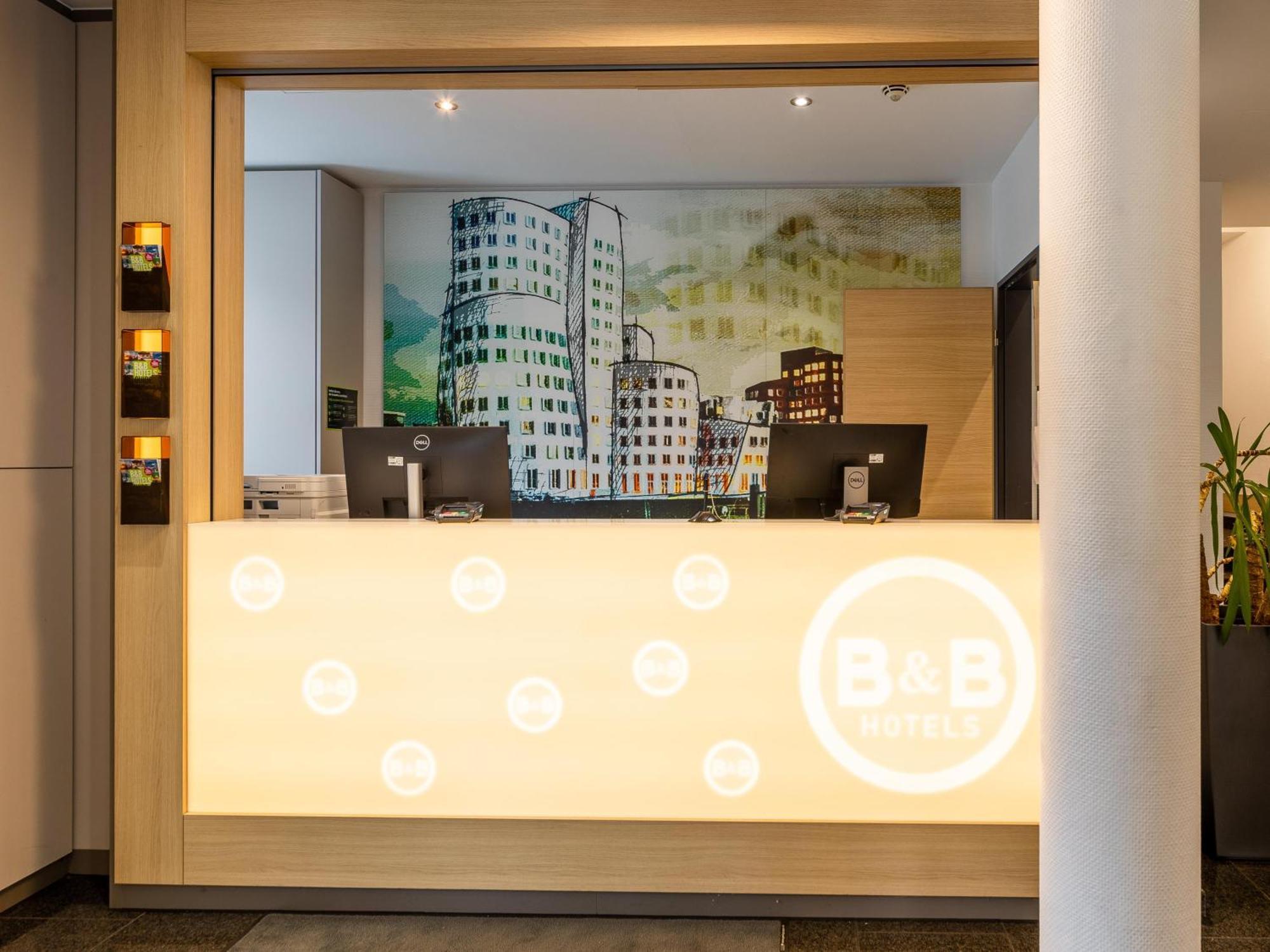 B&B Hotel Duesseldorf City-Sued מראה חיצוני תמונה