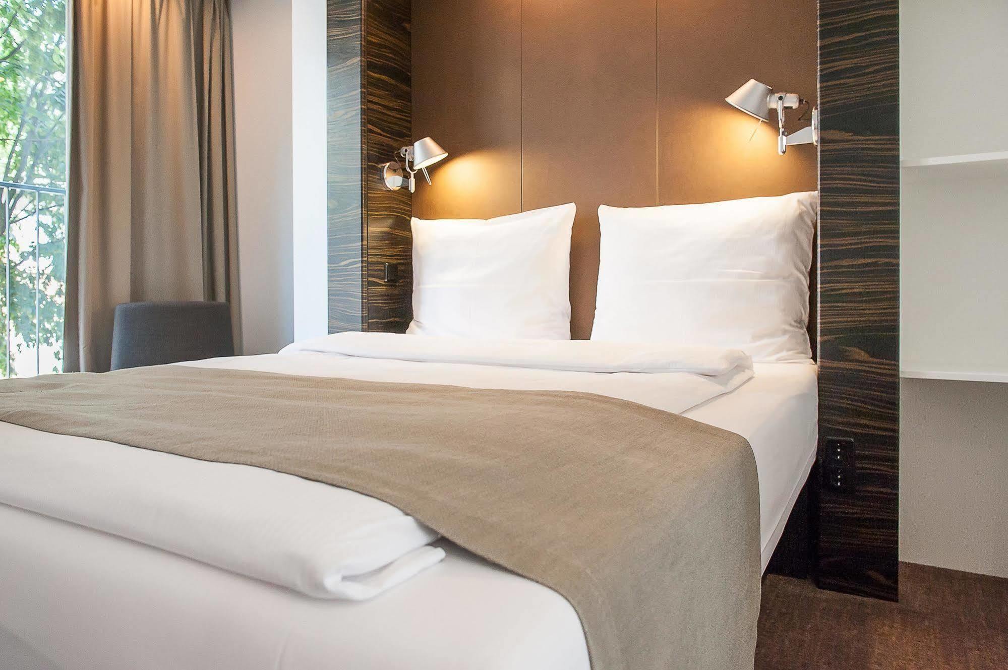 B&B Hotel Duesseldorf City-Sued מראה חיצוני תמונה